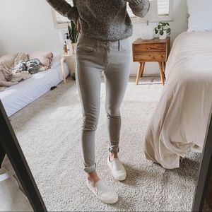 AE grey jeans Jeggings stretchy comfy